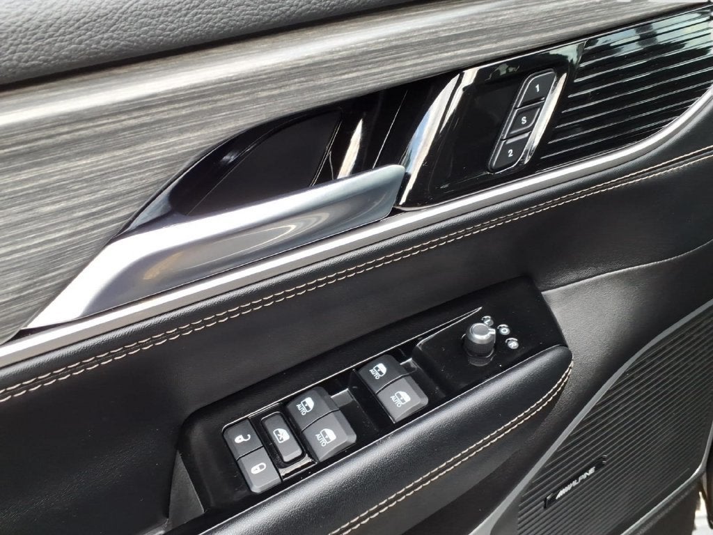 2024 Jeep Wagoneer L Series II