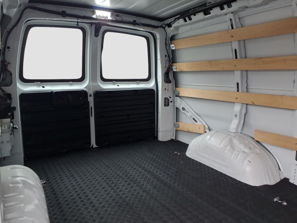 2024 GMC Savana 2500 Work Van ONE OWNER!!!