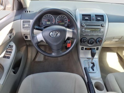 2011 Toyota Corolla LE