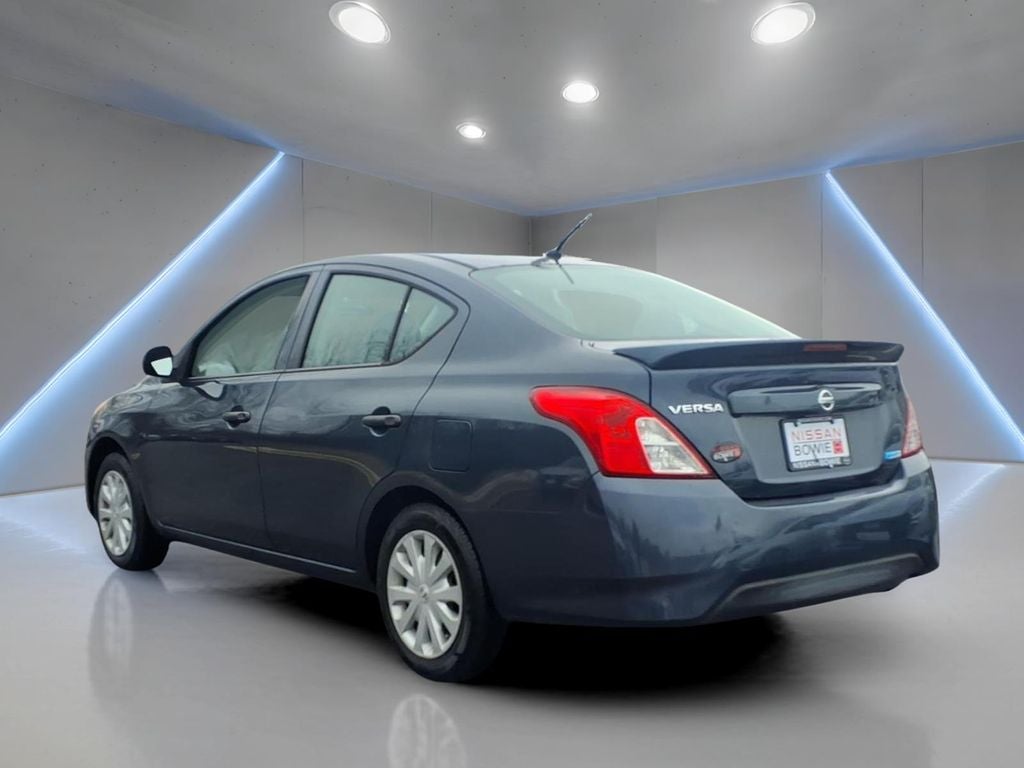 2015 Nissan Versa 1.6 S Plus