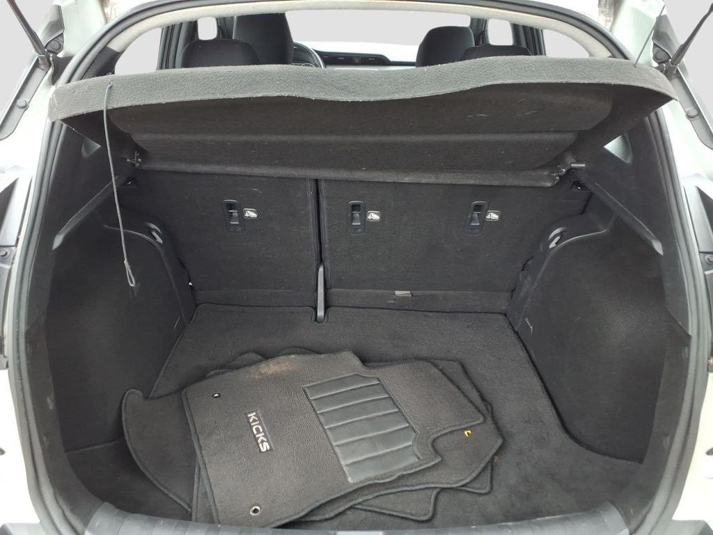 2018 Nissan Kicks SR