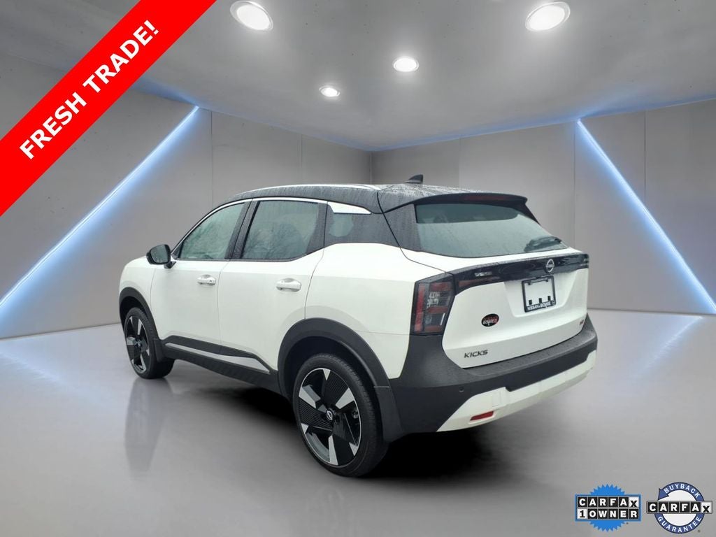 2025 Nissan Kicks SR