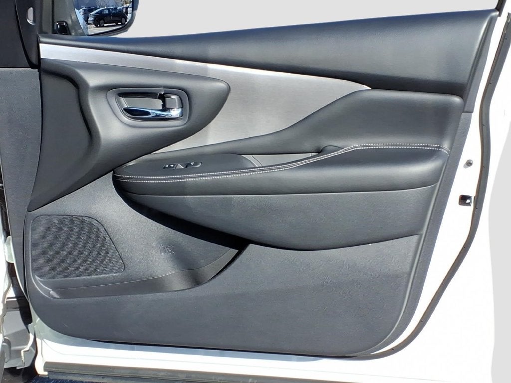2022 Nissan Murano SV