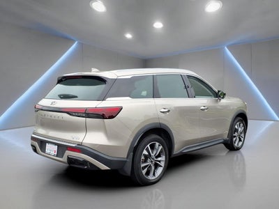 2023 INFINITI QX60 LUXE