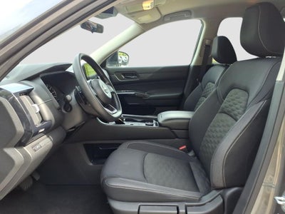 2024 Nissan Pathfinder S