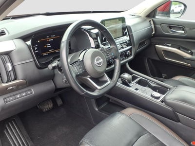 2022 Nissan Pathfinder Platinum