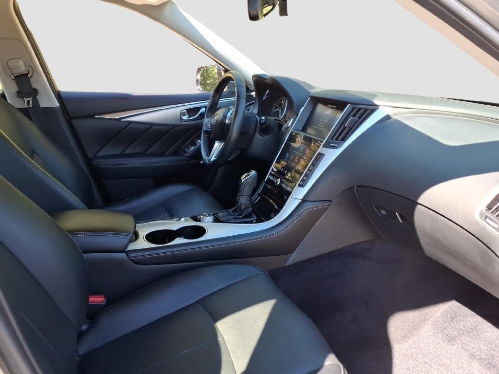 2023 INFINITI Q50 LUXE