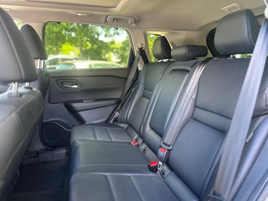 2023 Nissan Rogue SV Midnight Edition
