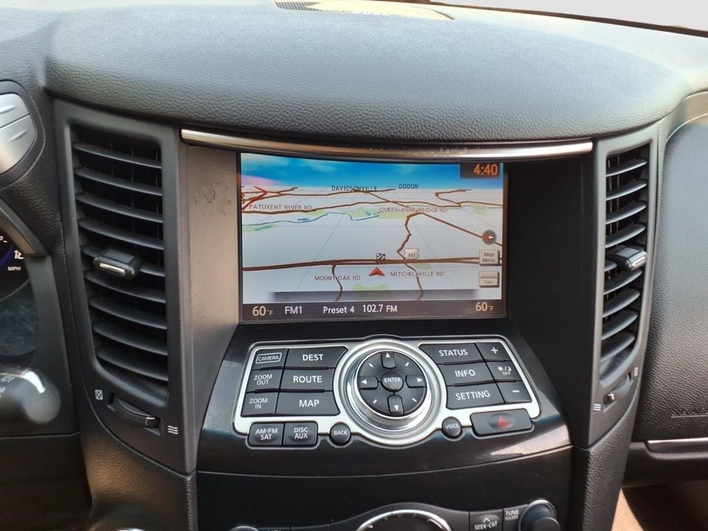 2017 INFINITI QX70 Base