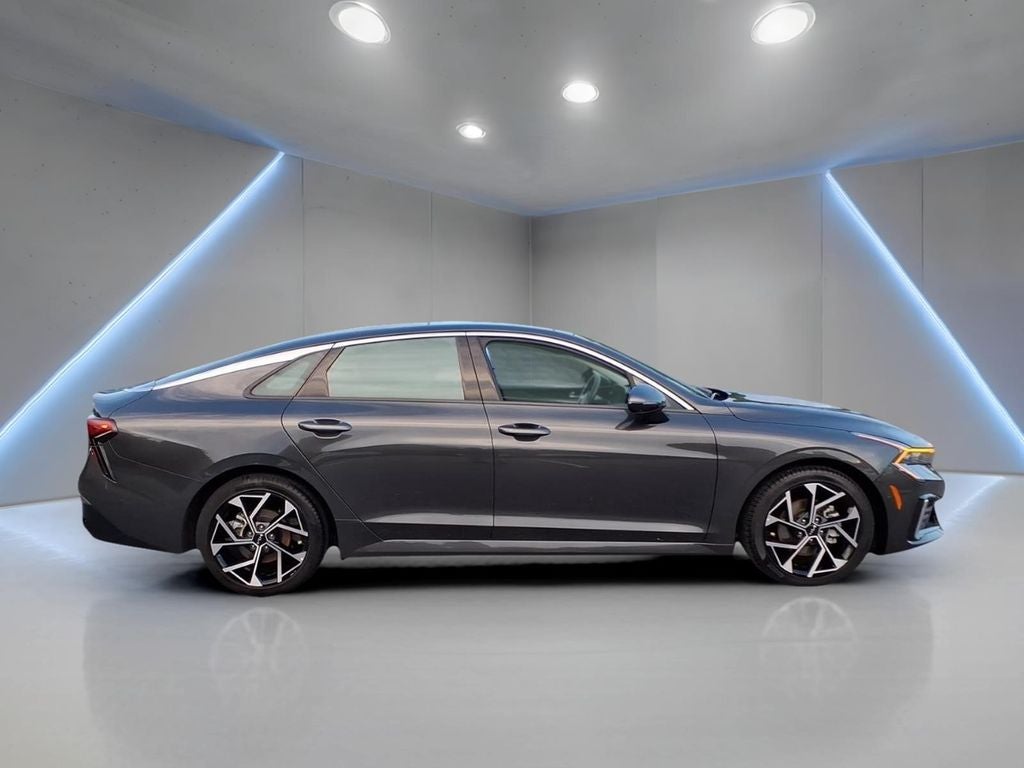 2025 Kia K5 EX
