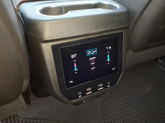 2025 GMC Yukon Denali Ultimate