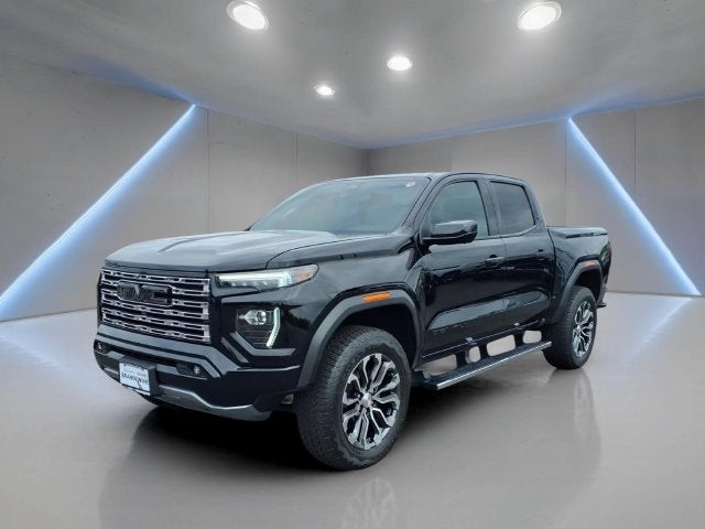 2023 GMC Canyon Denali
