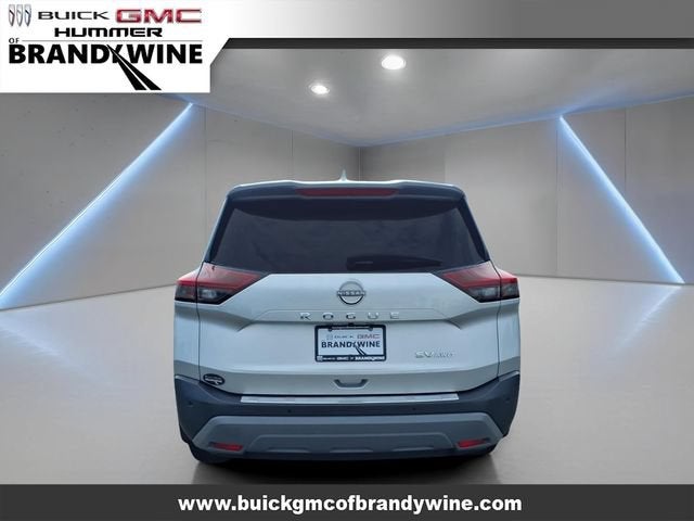 2022 Nissan Rogue SV