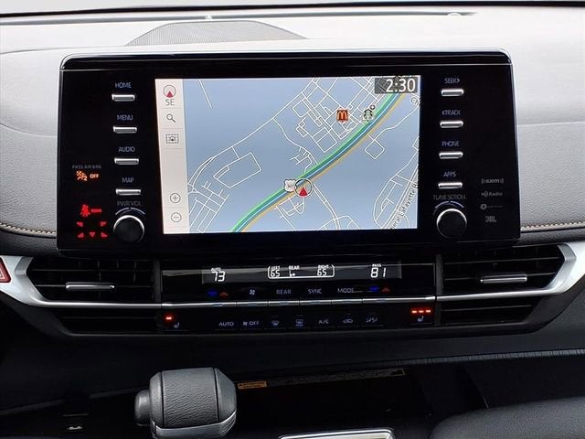 2024 Toyota Sienna LE