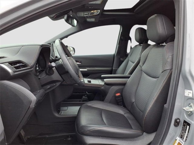 2024 Toyota Sienna LE