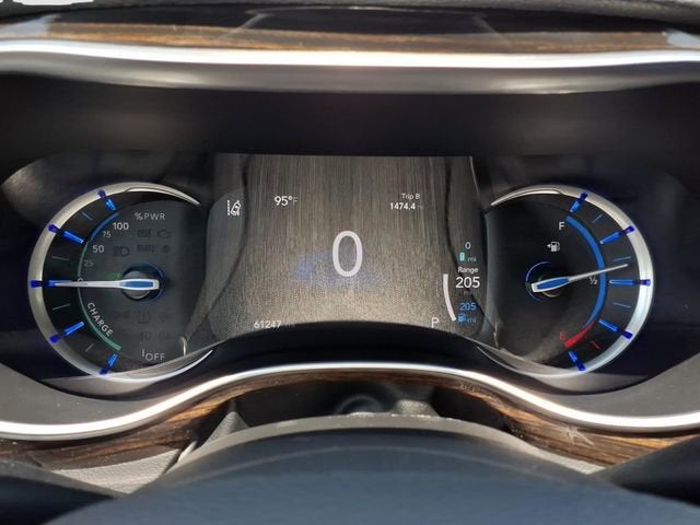 2023 Chrysler Pacifica Hybrid Limited