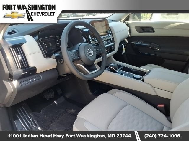 2025 Nissan Pathfinder SV 4WD