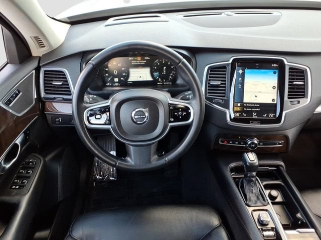 2019 Volvo XC90 T6 Momentum