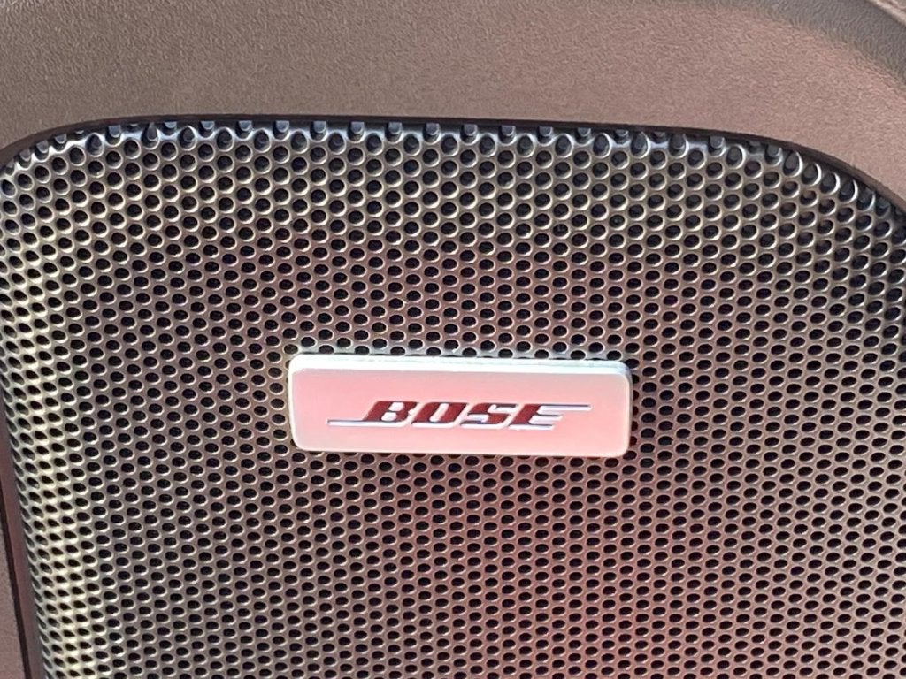 2023 GMC Sierra 2500HD SLT w/Duramax 6.6L V8 Turbodiesel