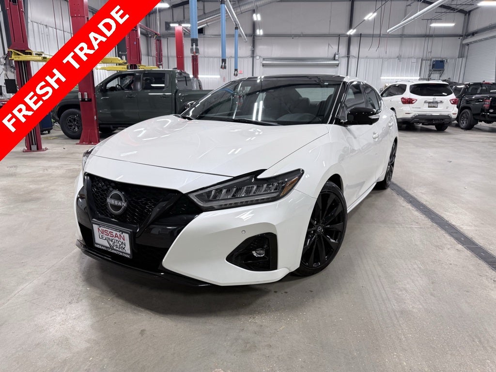 2023 Nissan Maxima SR ONE OWNER CERTIFIED!!!!