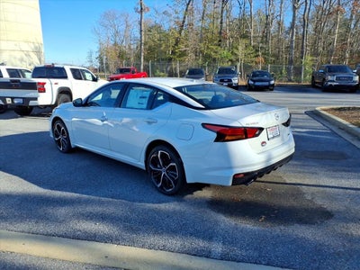 2025 Nissan Altima SR