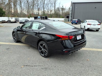 2025 Nissan Altima SR