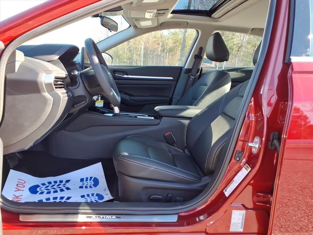 2025 Nissan Altima SL