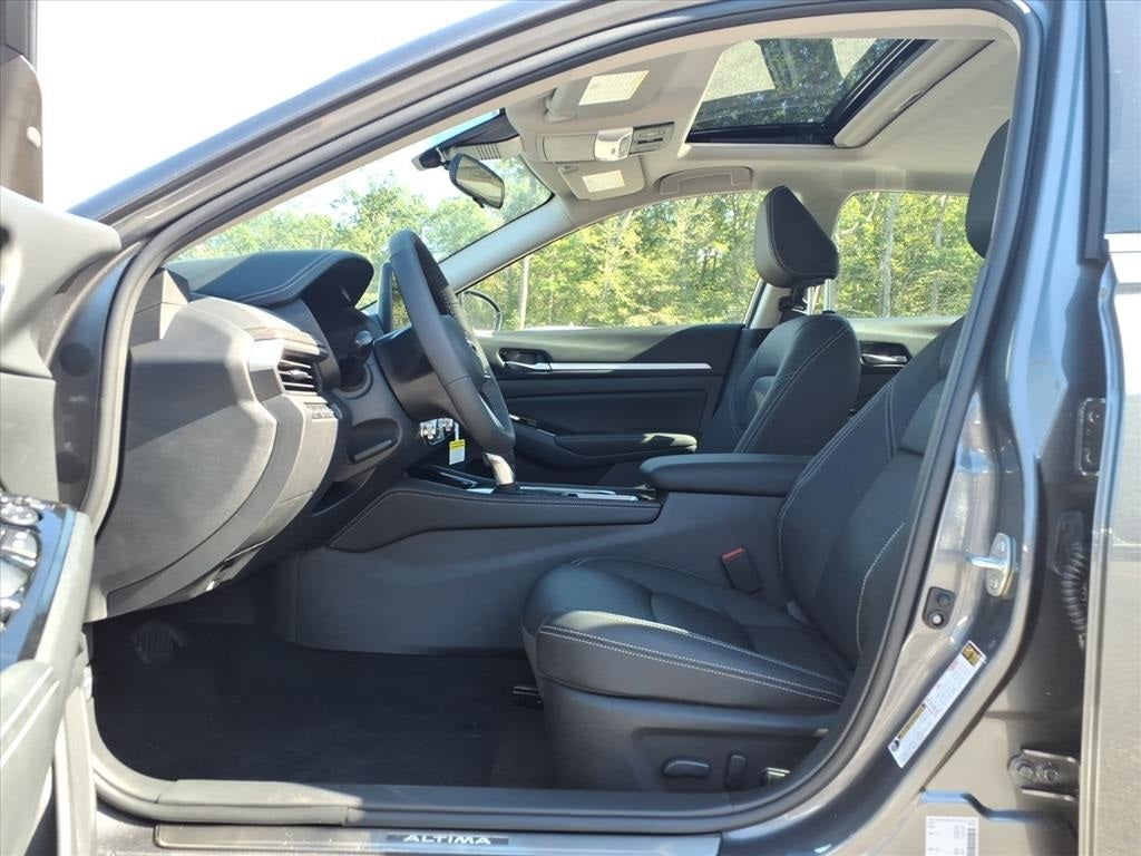 2025 Nissan Altima SL