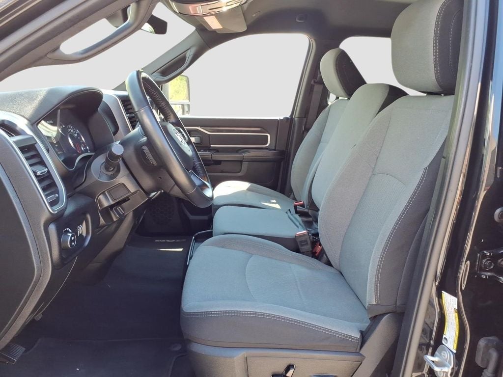 2024 RAM 2500 Big Horn Crew Cab 4x4 DIESEL!!!