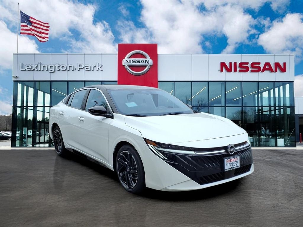 2026 Nissan Sentra SR CVT's photo
