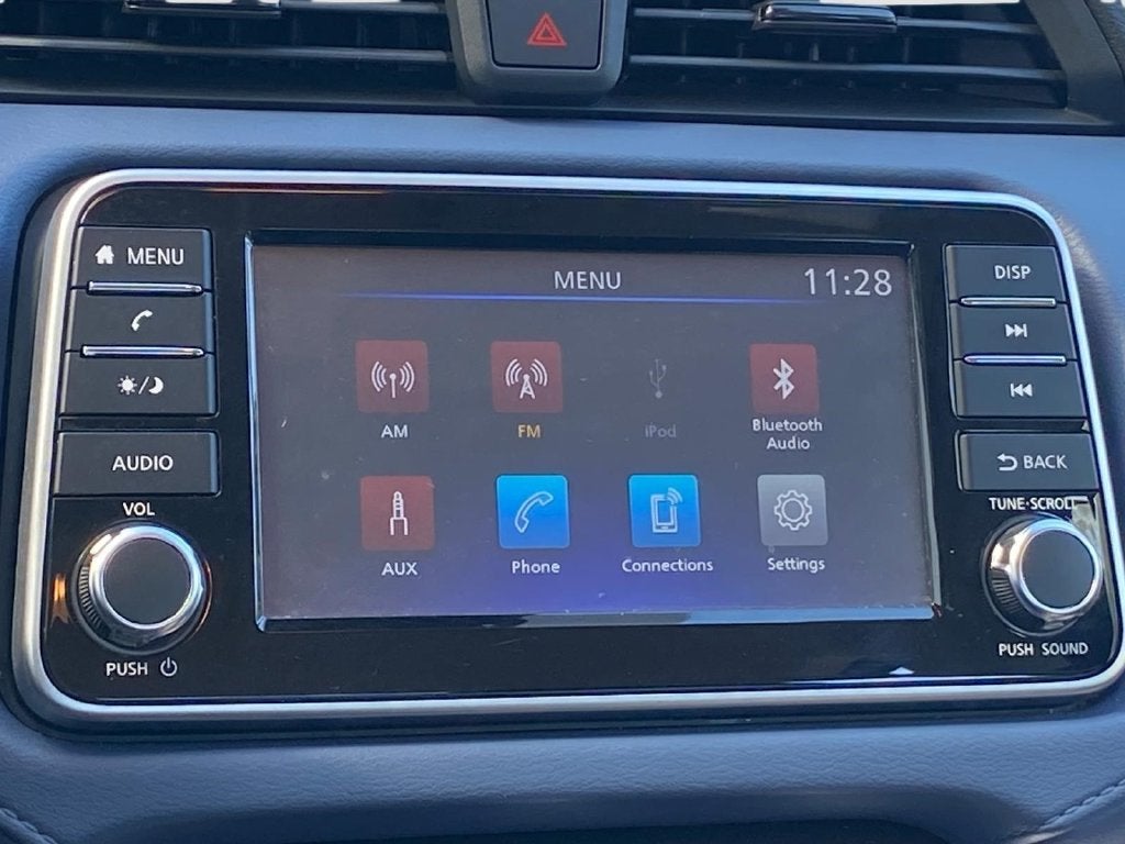 2024 Nissan Versa 1.6 SV