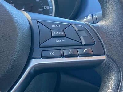 2024 Nissan Versa 1.6 SV w/Apple CarPlay