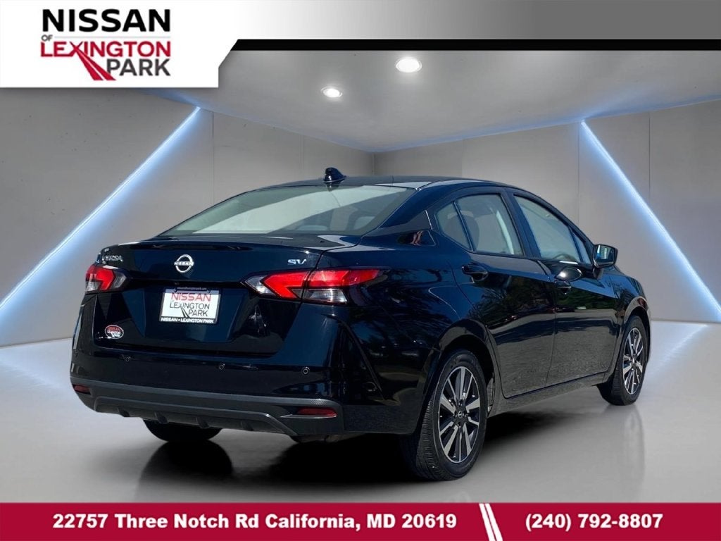 2024 Nissan Versa 1.6 SV w/Apple CarPlay