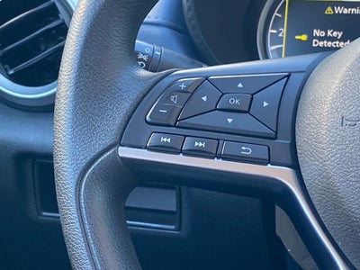 2024 Nissan Versa 1.6 SV w/Apple CarPlay