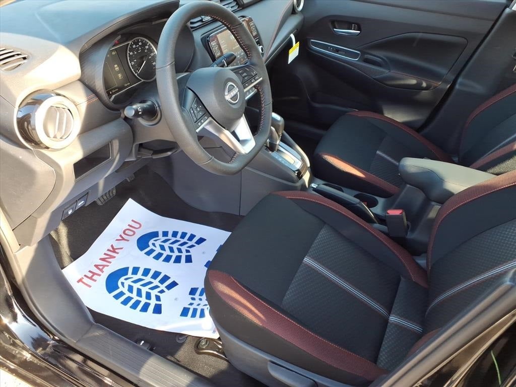 2025 Nissan Versa SR