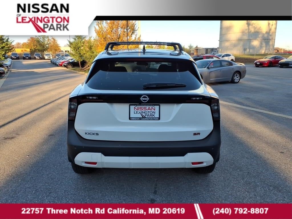 2026 Nissan Kicks SR