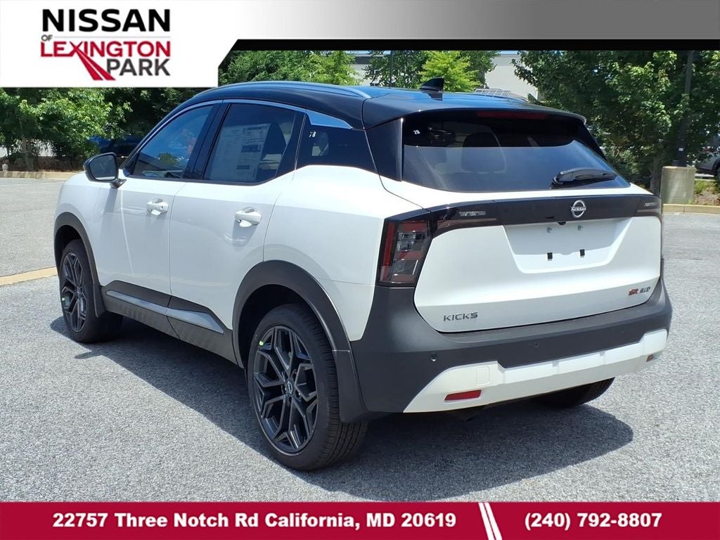 2026 Nissan Kicks SR