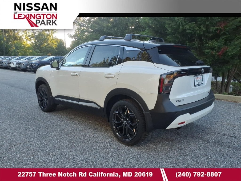 2026 Nissan Kicks SR