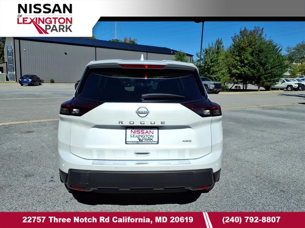 2026 Nissan Rogue SV