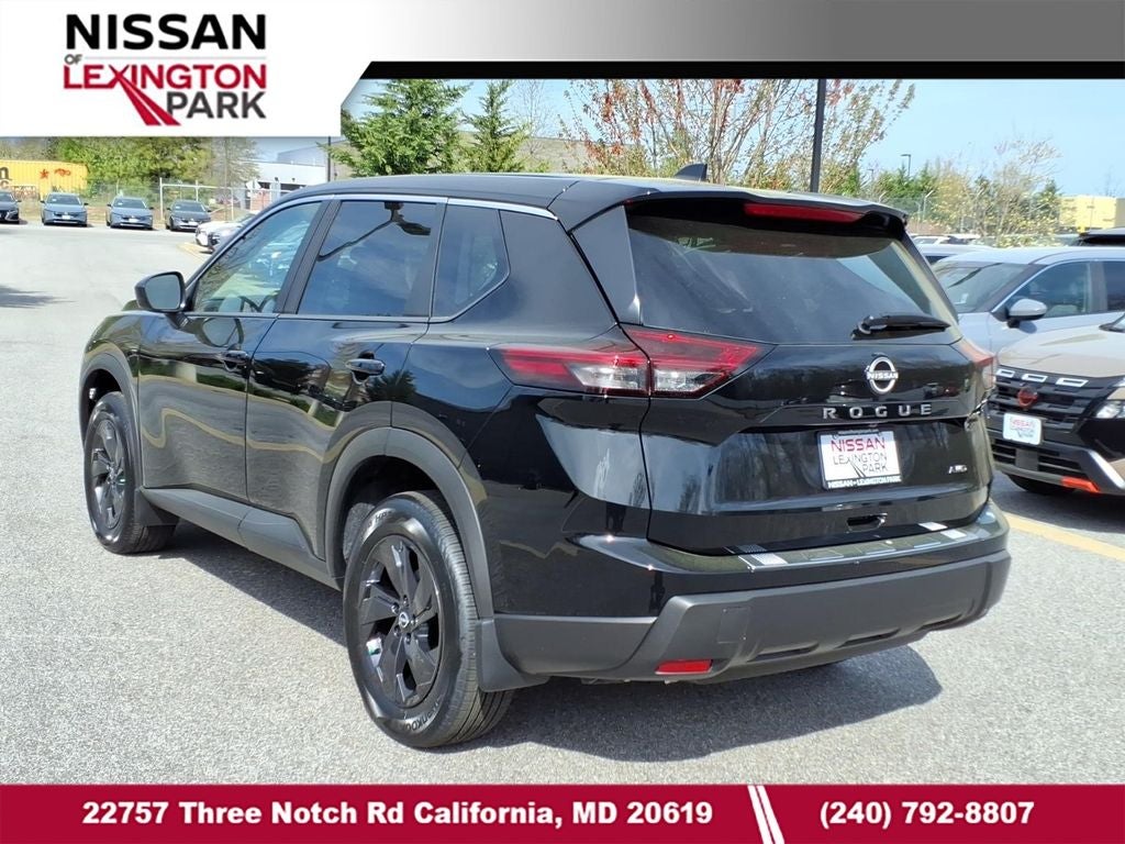 2026 Nissan Rogue SV