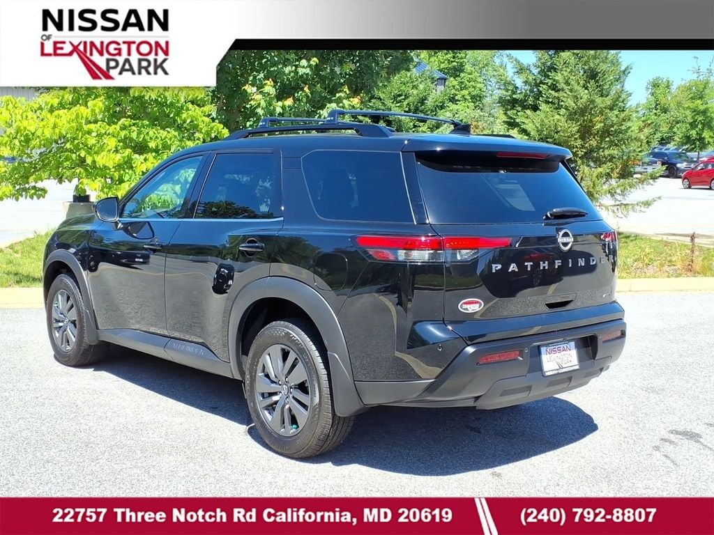 2026 Nissan Pathfinder SV