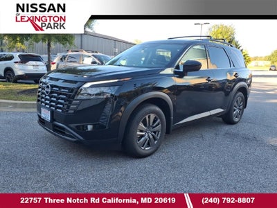 2026 Nissan Pathfinder SV