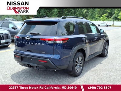 2026 Nissan Pathfinder SV