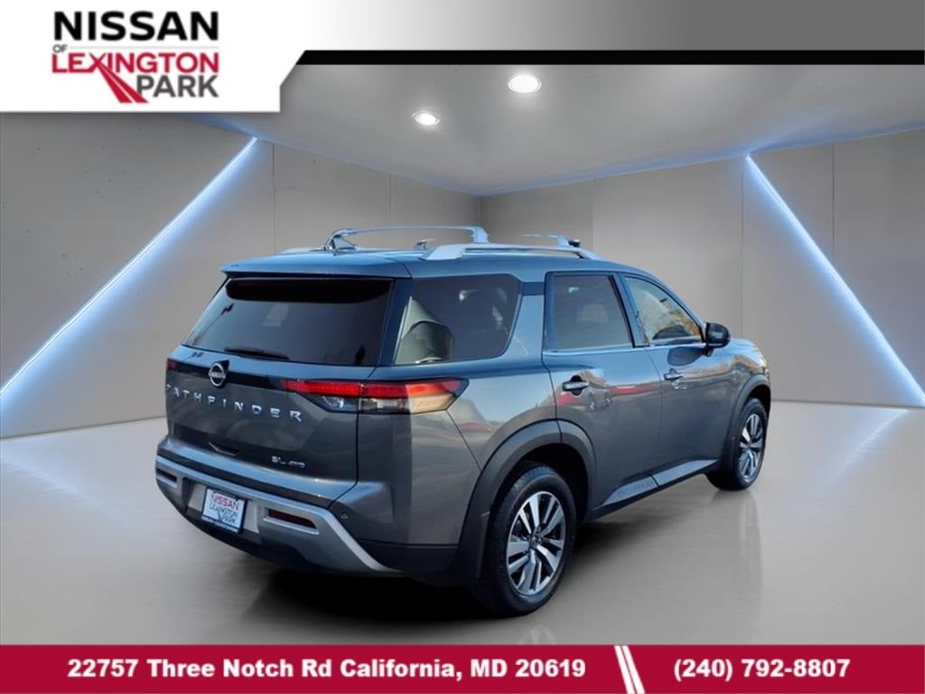 2023 Nissan Pathfinder SL ONE OWNER!!