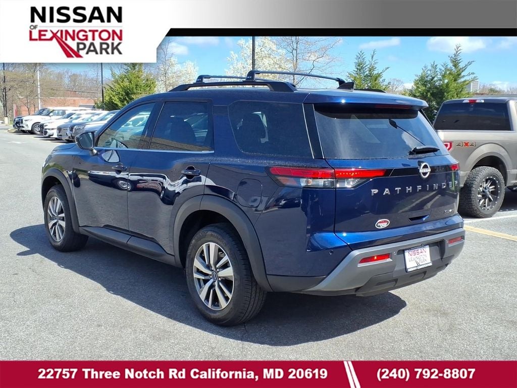2026 Nissan Pathfinder SL