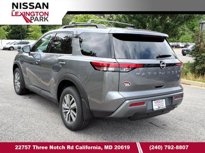 2026 Nissan Pathfinder SL