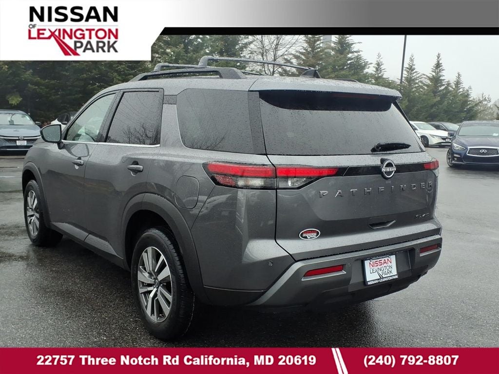 2026 Nissan Pathfinder SL