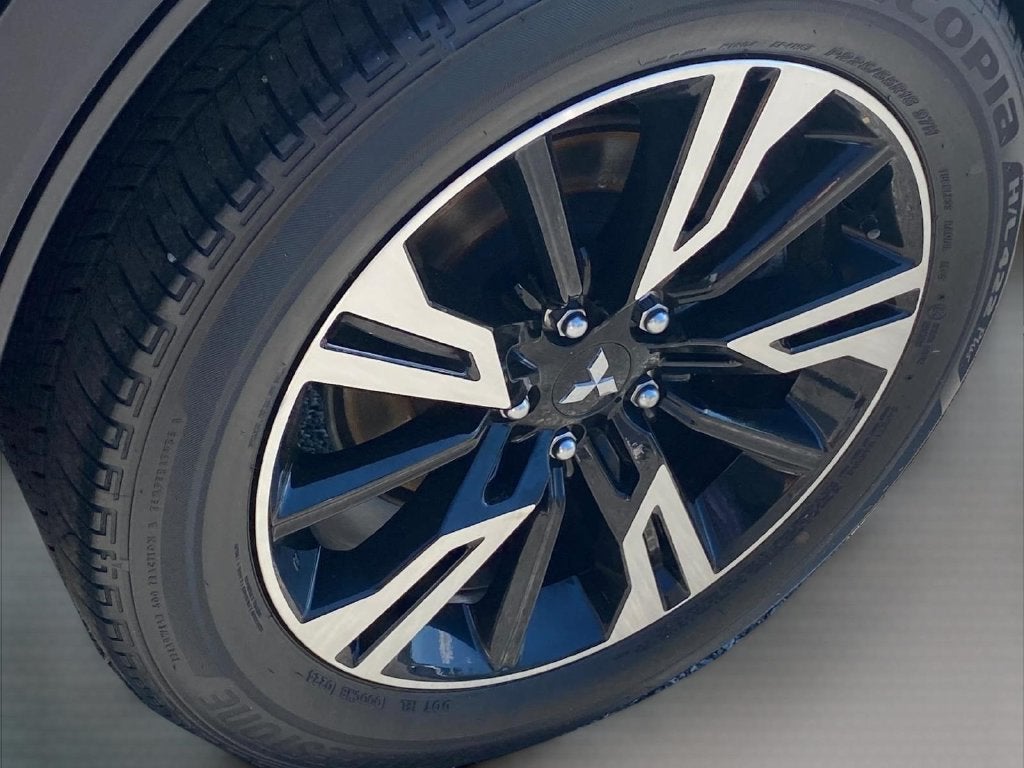 2024 Mitsubishi Eclipse Cross SE