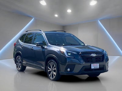 2022 Subaru Forester Limited - Panoramic Moonroof