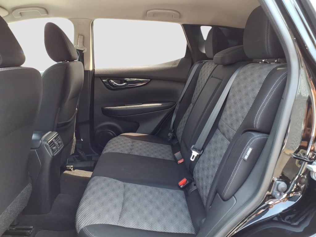 2020 Nissan Rogue Sport SV